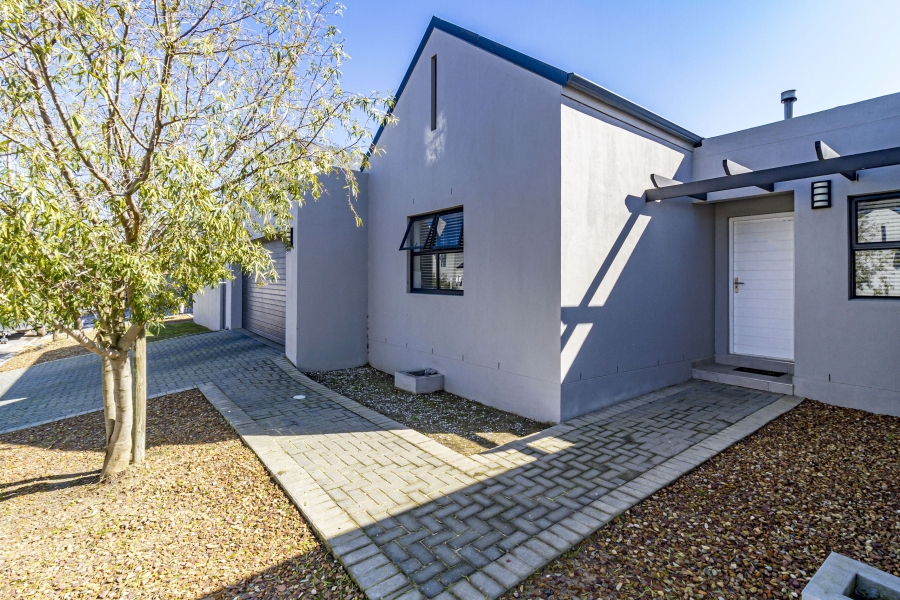 3 Bedroom Property for Sale in Aan de Wijnlanden Western Cape